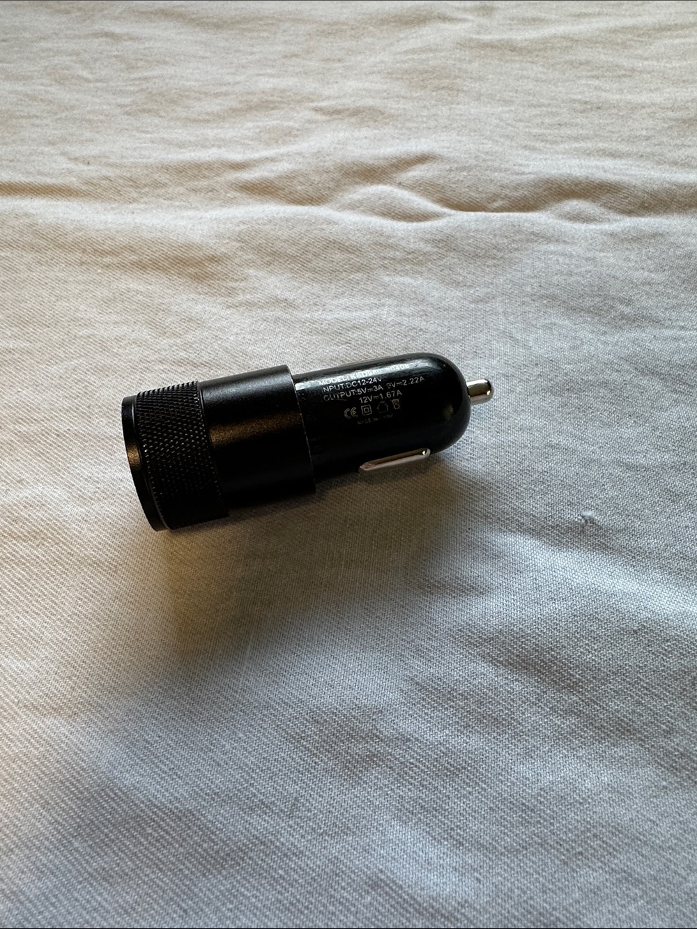 Black vehicle usb- USB-C dual block Charger